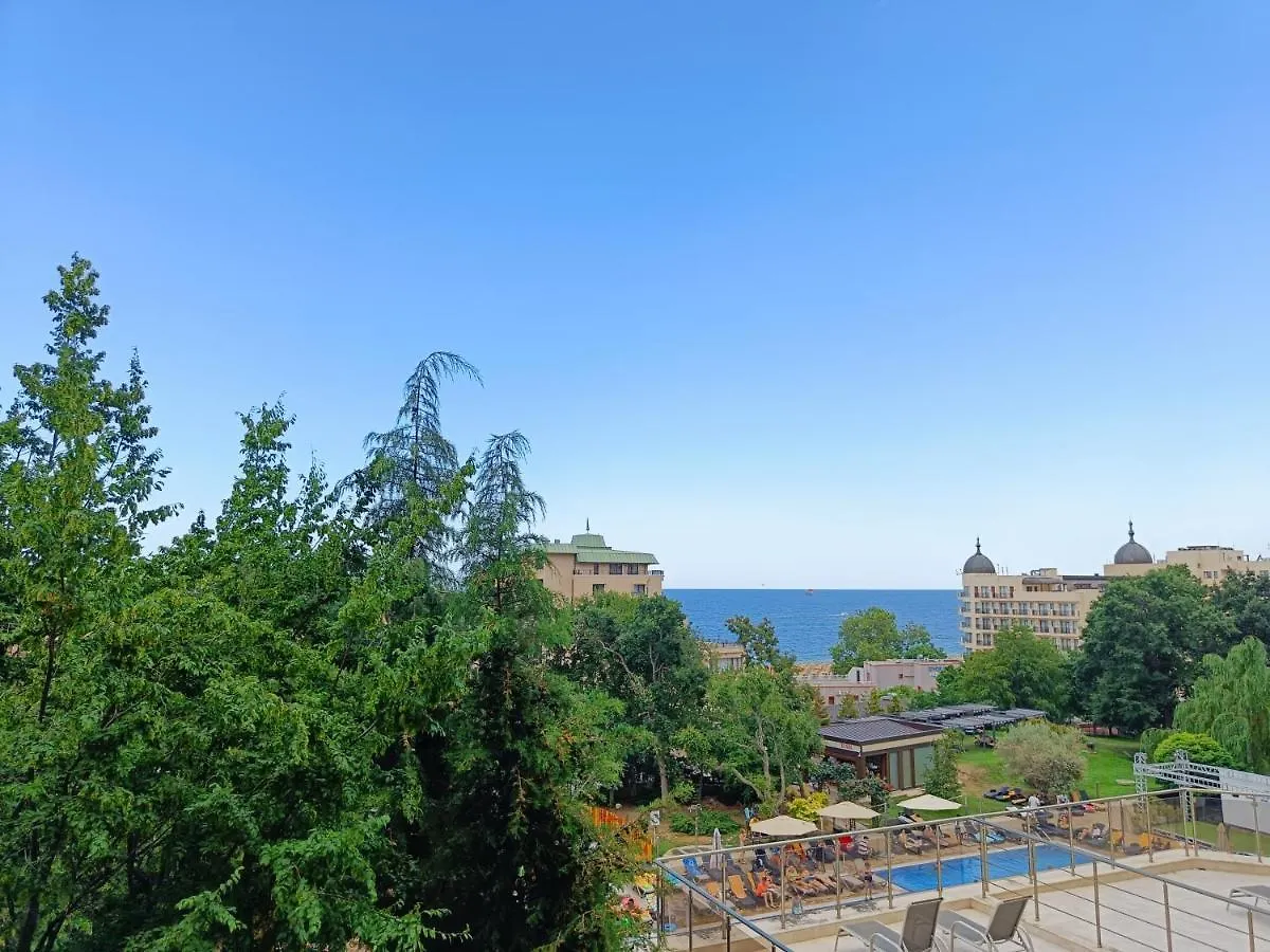 Приятна Почивка На Море В Golden Line Varna Lejlighed