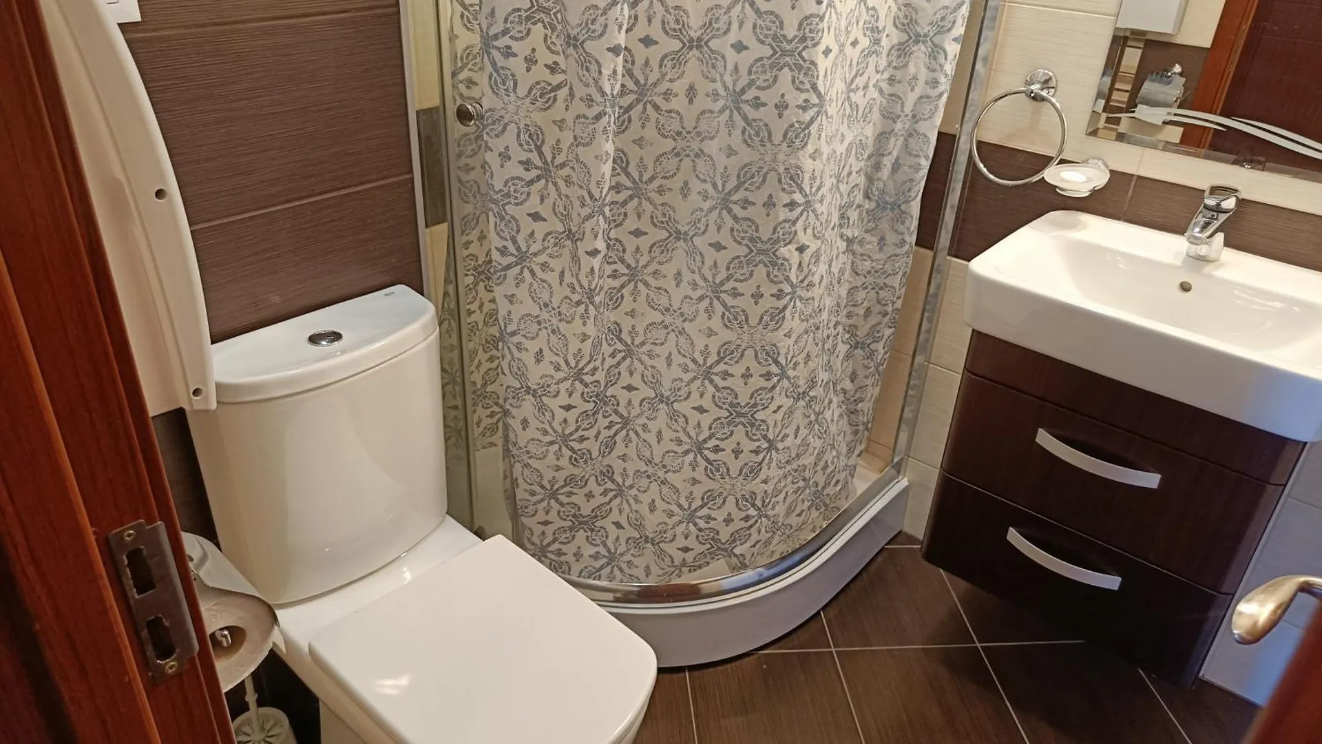 Приятна Почивка На Море В Golden Line Varna